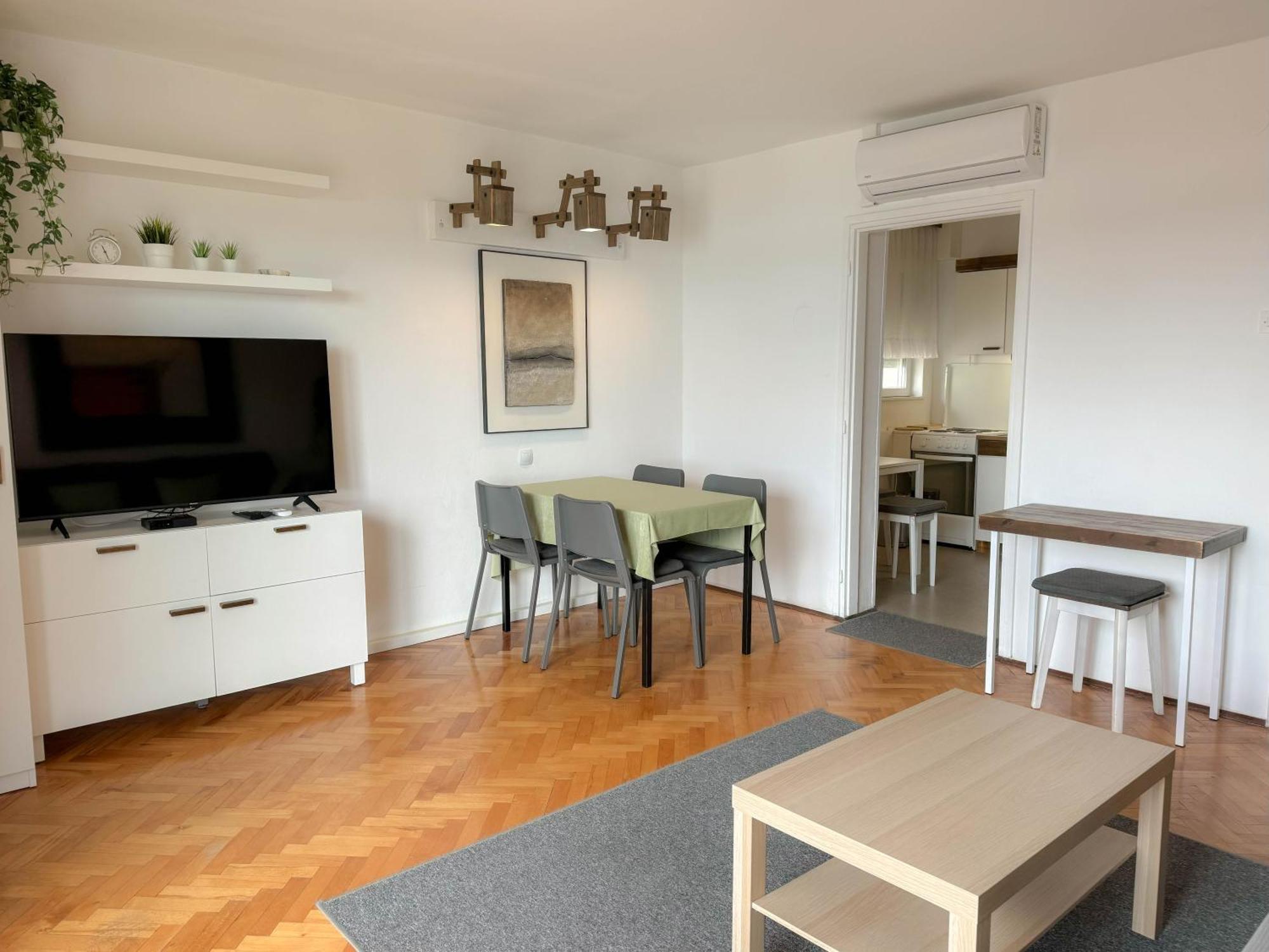 Apartment Romeo Цриквеница Экстерьер фото